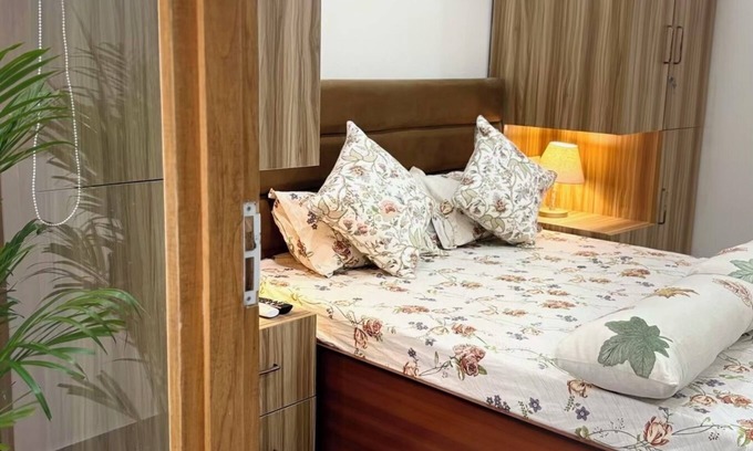Gurugram Apartment | Cozy 1bhk on golf course road, gurgaon