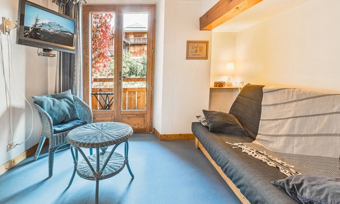 Saint-Chaffrey Apartment | Cozy 1BR+Alcove in Serre Chevalier with Pool, WiFi, Private Parking, Near Slopes