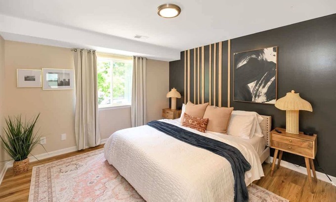 Roseville Apartment | Cozy 1BR Apartment in Quiet Neighborhood
