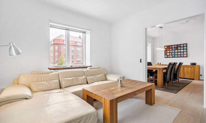 Aalborg Apartment | Cozy 2-Bed Apartment in Aalborg