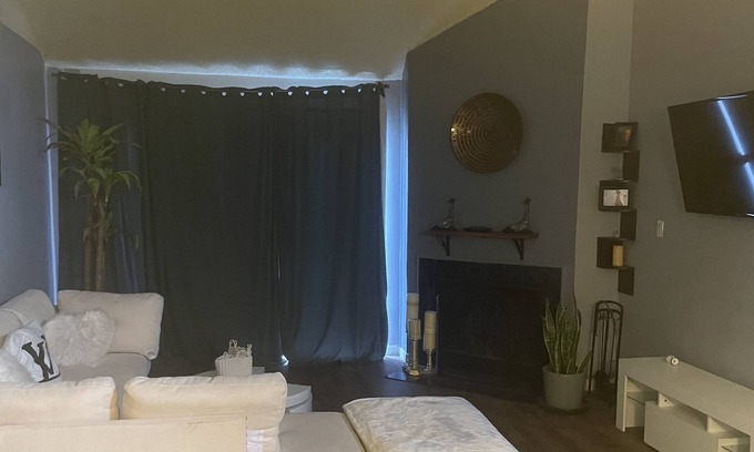 Dobson Ranch Condo | Cozy 2 bedroom condo with loft