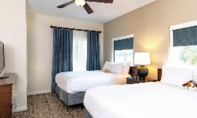 Table Rock Resort | Cozy 2-Bedroom Deluxe Unit at Mountain Vista in Branson, MO!