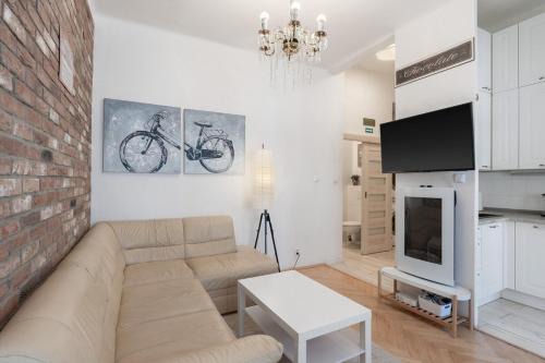 Prague 6 Apartment | Cozy 2 Bedroom Flat in Prague