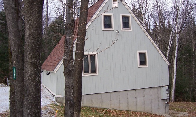 Ludlow Apartment | Cozy 2 bedroom minutes from Okemo base lodge - Inquire about seasonal rental