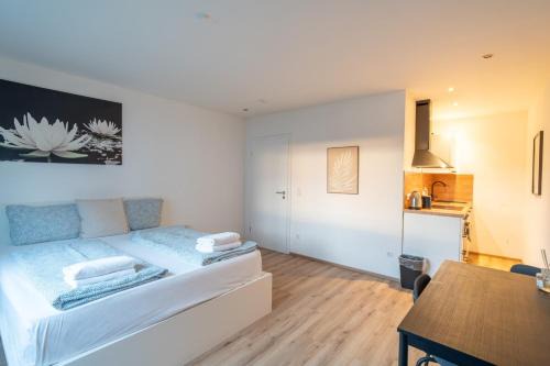 Metternich Apartment | Cozy 2-room apartment with WiFi & SKY