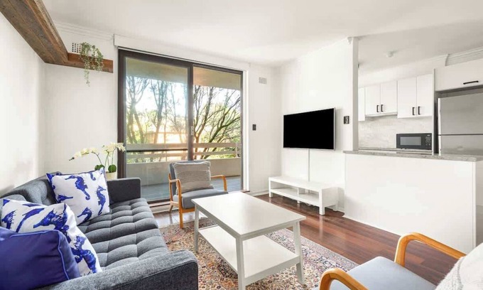 Manly Vale Apartment | Cozy 2beds retreat in Manly Vale