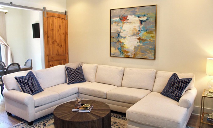 Starkville Condo | Cozy 3-bedroom condo conveniently located near campus in Starkville.