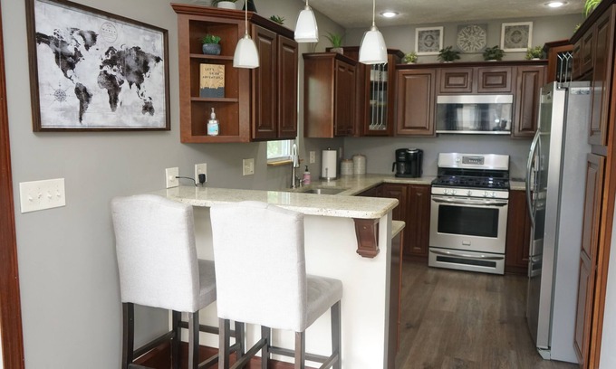 Elyria House | Cozy 3 Bedroom Home