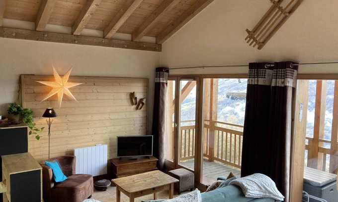 Bellentre Apartment | Cozy 3-room apartment with pool and parking in La Plagne