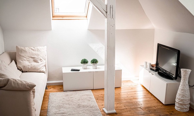 Burgeresch Apartment | Cozy 3 room apartment 4 minutes near central station and city
