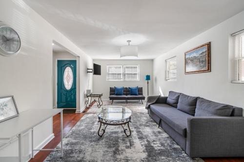 East Point Apartment | Cozy 3BR Retreat with Parking and Private Yard