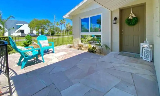 Ormond-by-the-Sea House | Cozy 4 bedroom beachside home!