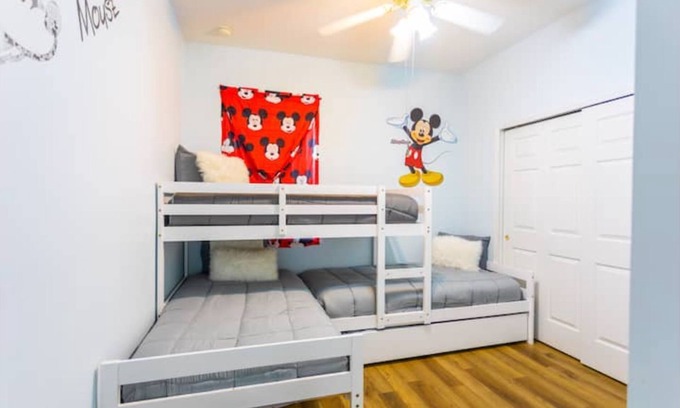 Legacy Park House | Cozy 4BR Home, Legacy Park, Near Disney Parks