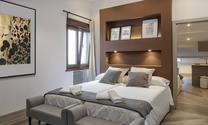 Cangas de Onis House | Cozy accommodation in the center of Cangas de Onis for 16 pax. Abego House (2nd)