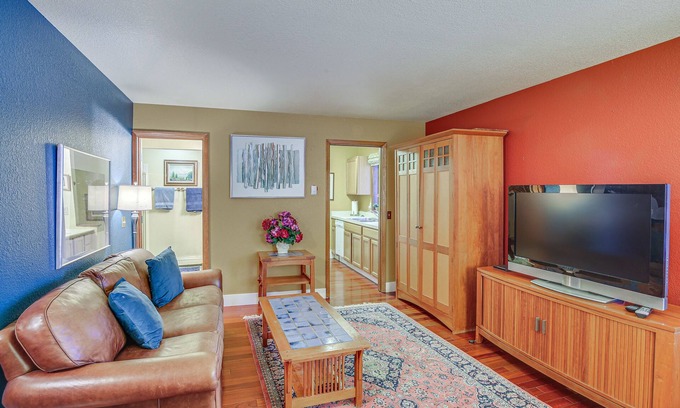 South Addition Apartment | Cozy Anchorage Studio: Walk to Downtown!