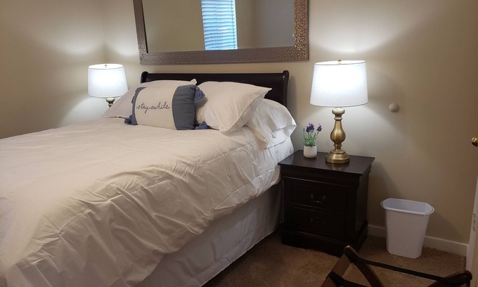 Jacksonville Apartment | Cozy and Cute apartment near Camp Lejeune (109)
