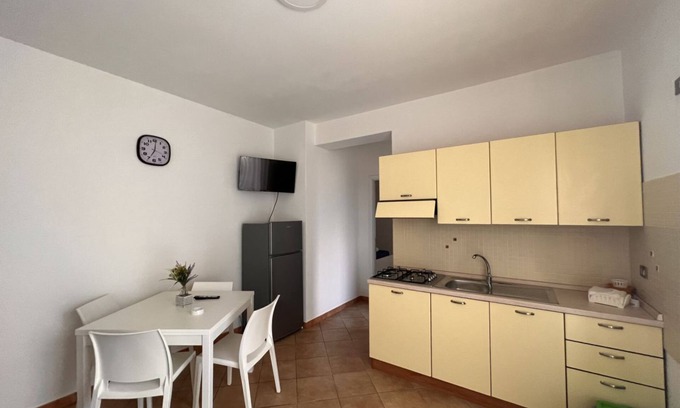 Fuscaldo Apartment | Cozy and modern apartment by the sea