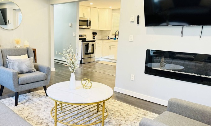 Pocono Summit House | Cozy and peaceful house near to all!