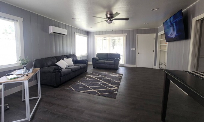 Turlock Apartment | Cozy and quaint one bedroom centrally located in Turlock