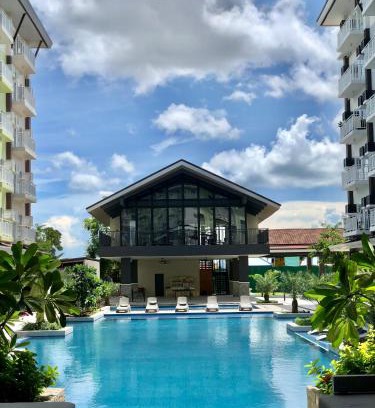 Mactan Export Processing Zone Apartment | Cozy and Sunny Apartment near to Mactan Cebu International Airport - Amani Grand Resort & Residences