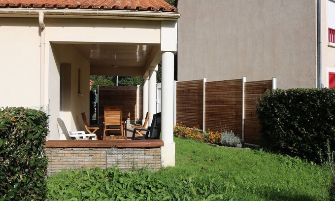 Saint-Brevin-l'Ocean House | Cozy apartment with garden near beach, private parking