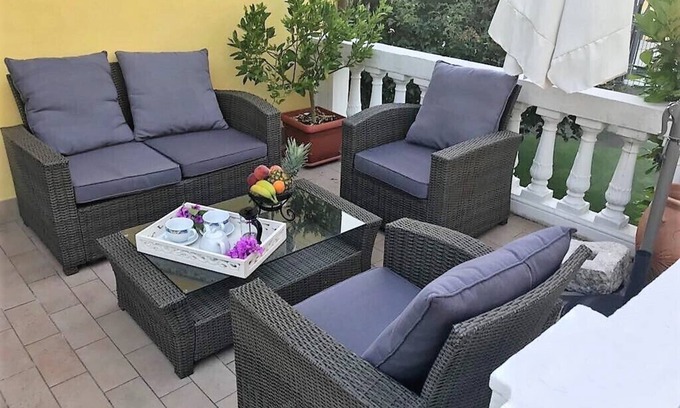 Toscolano Maderno Apartment | Cozy Apartment in Single House. Breakfast service not included