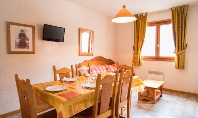 Aussois Apartment | Cozy apartment for 6 people, quiet Aussois