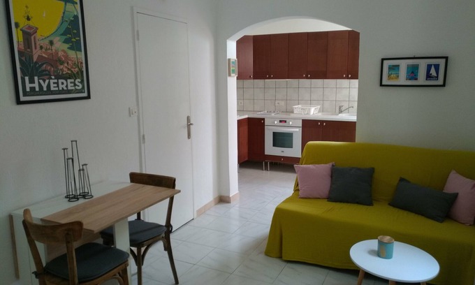Toulon Apartment | Cozy apartment in a quiet area of Toulon