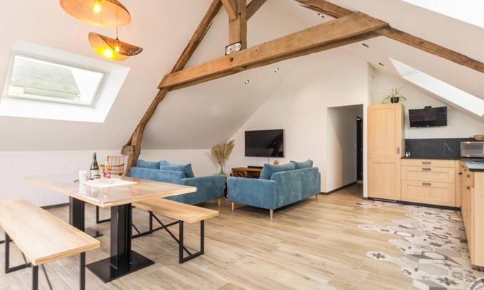 Parigny Apartment | Cozy apartment in Parigny with terrace