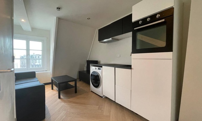 Amsterdam East Apartment | Cozy apartment in the heart of Amsterdam