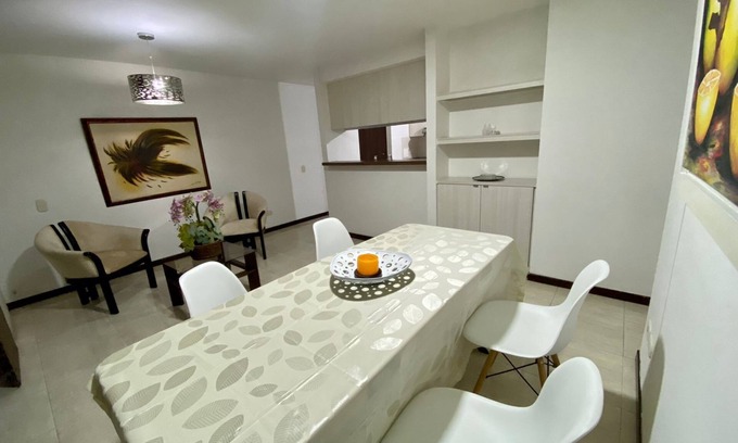 Cali Apartment | Cozy apartment in the south of Cali, near the Valle del Lili Foundation.