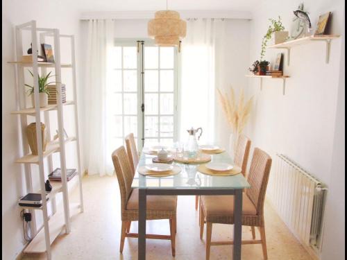 Port Saplaya Apartment | Cozy apartment on the sea