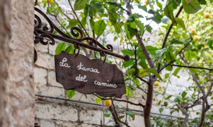 Galatone Apartment | Cozy apartment on two levels that can accommodate up to 2 people, located in the center of Galatone, a lovely village in Salento a few km from the sea and close to Gallipoli and the Porto Selvaggio Natural Park. Halfway between the beaches of Santa Maria