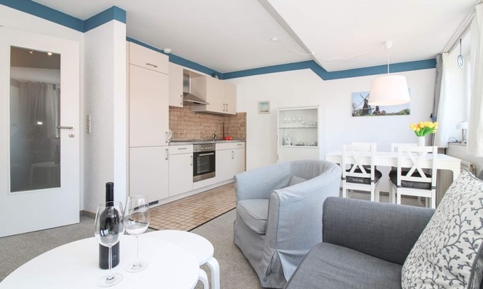 Greetsiel Apartment | Cozy apartment with balcony for 4 people