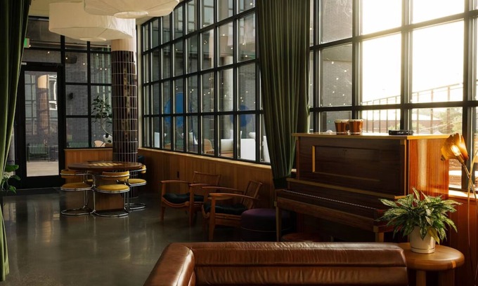 East Nashville House | Cozy Boutique Stay w/Rooftop Bar & Stunning Skyline Views in East Nashville