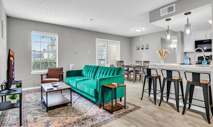 West Arlington Apartment | Cozy Brand New Studio · 1 Bath + Gym 604