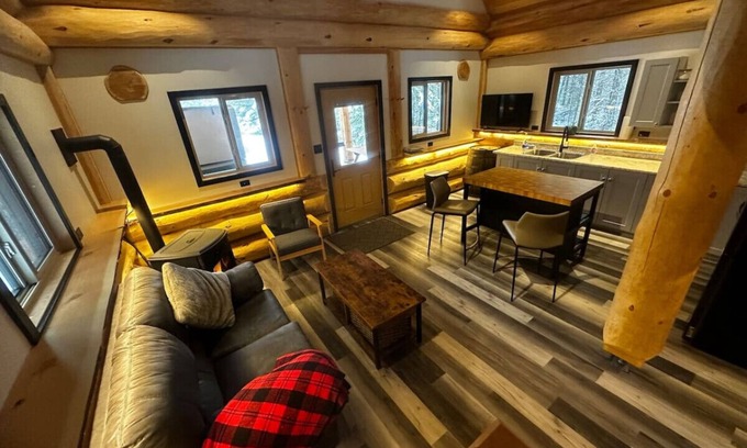 Golden Cabin | Cozy Cabin - log Cabin Luxury