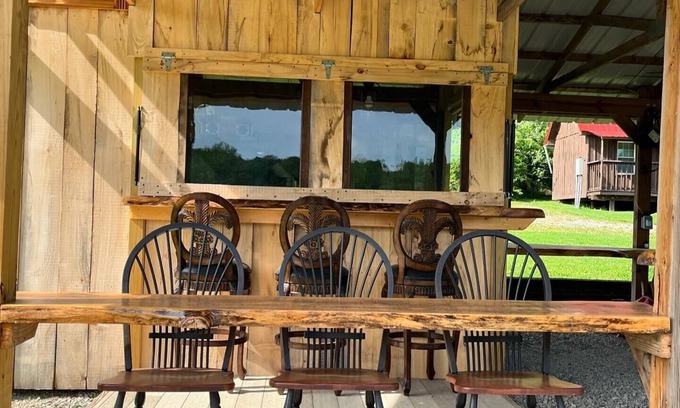 East Fultonham Cabin | Cozy Cabin