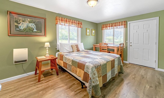 Orick Apartment | Cozy Cali Retreat W/ Easy Access to Redwoods, Free WiFi, & More!