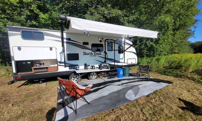 Milan RV Rental | Cozy Campsite Near Stoney Acres Farm in Small Town Athens, WI
