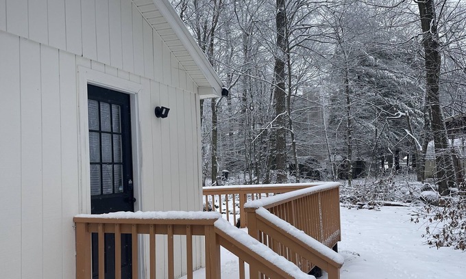 Tobyhanna House | Cozy Casita in Pocono Mountains.
