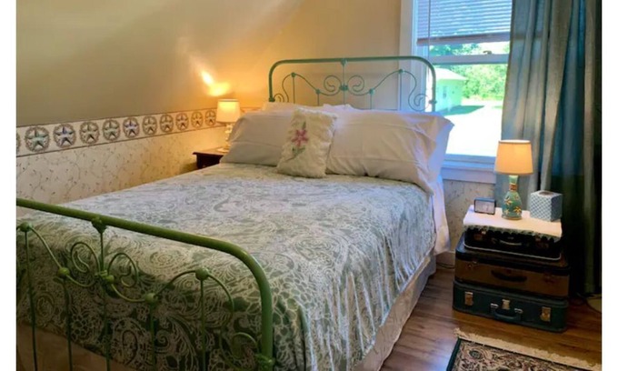 Aroostook House | Cozy, Comfy, Country Home with direct access to snowmobile & atv trails!