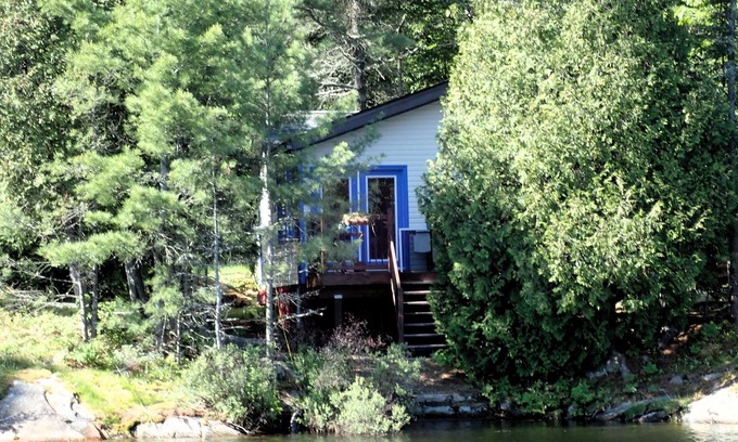 The Archipelago Cottage | Cozy Cottage in Bayfield Inlet on the Georgian Bay