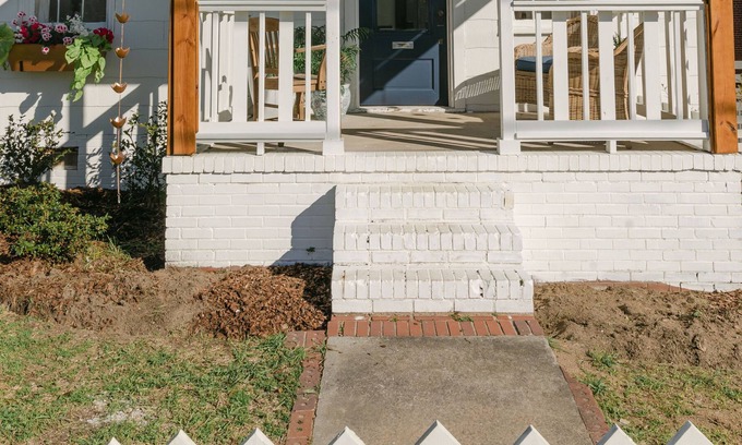 North Augusta Cottage | Cozy Cottage just 5 miles & ~10 min to Masters!