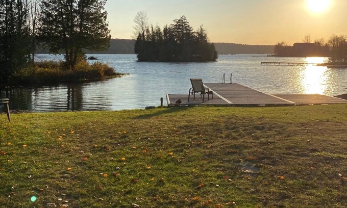 Trent Lakes Cottage | Cozy Cottage on Lower Buckhorn Lake