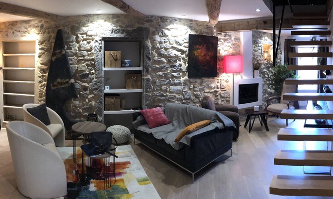 Sete Apartment | Cozy duplex apartment on the quays of Sète