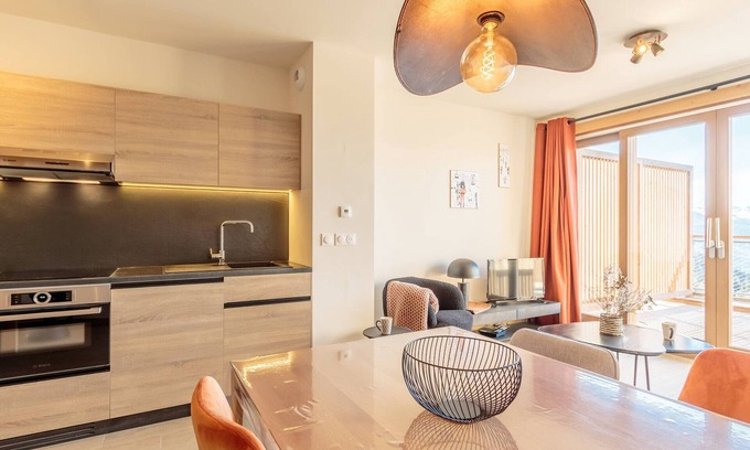 Arc-1600 Apartment | Cozy duplex with pool and spa, ski-in/ski-out