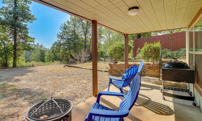 Avinger House | Cozy East Texas Retreat Near Lake O’ the Pines!