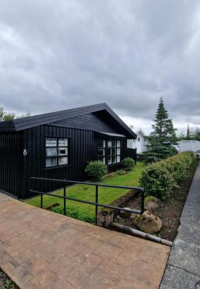 Hafnarfjordur House | Cozy Family Holiday Home