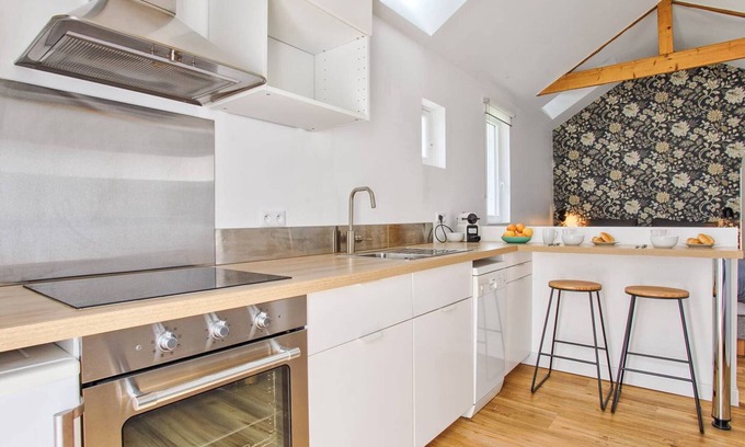 Merville-Franceville-Plage Apartment | Cozy independent cottage in Merville-Franceville